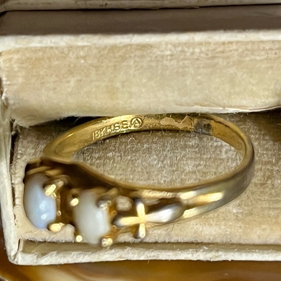 18K Gold Natural Australia Opals with Inclusions Ring - Picture 4 of 6